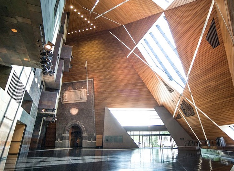 McNamara Alumni Center, Johnson Great Room